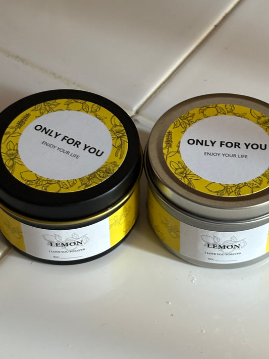 Lemon scent candle